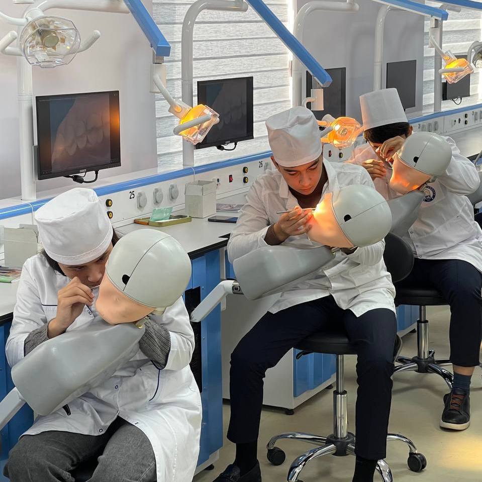 Узпромстройбанк организовал пресс-тур в многопрофильный медицинский кластер в Бухаре и Самарканде 